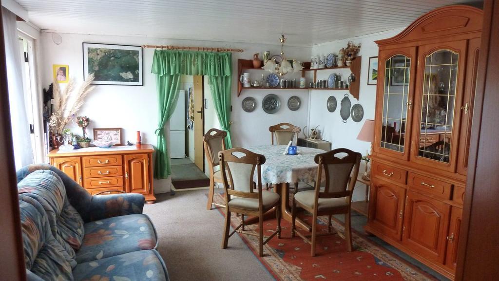 Bungalow Am Kuestrinsee Bei Lychen Buitenkant foto